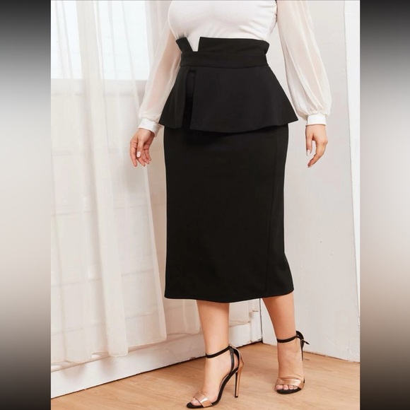 Chic High-Rise Elegant Peplum Pencil Skirt Sz 2XL (16) - Picture 3 of 10